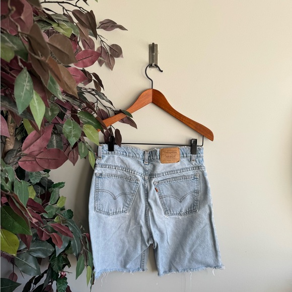 Levi's orange tag Women's Light Blue Jean Shorts - Picture 5 of 8